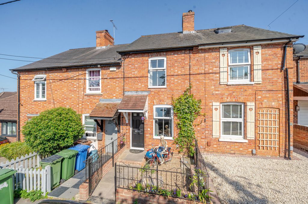 Property photo 1 of 12 1309704-3-6852Dea...