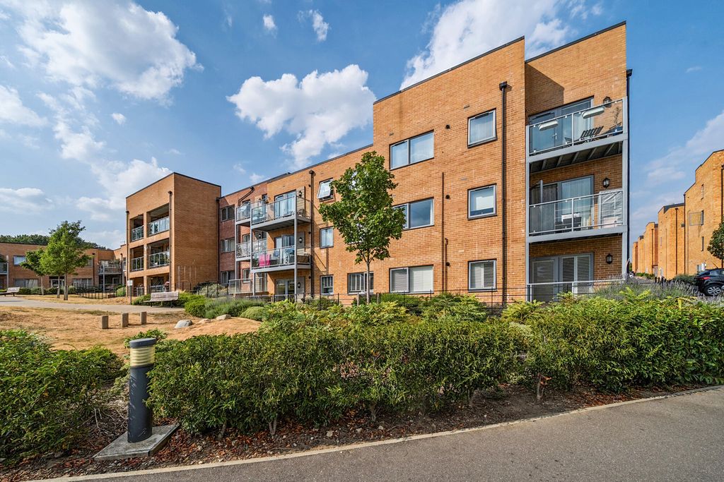 Property photo 1 of 23 1488929-2-6A5A55E...