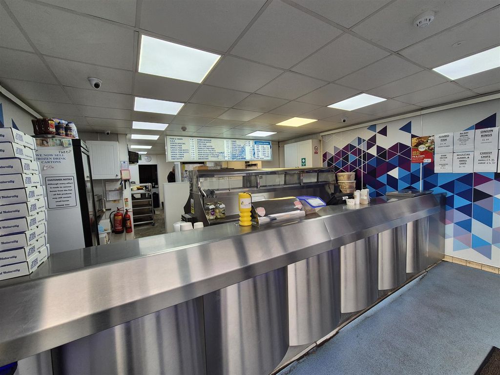 Property photo 2 of 6 Photo 1