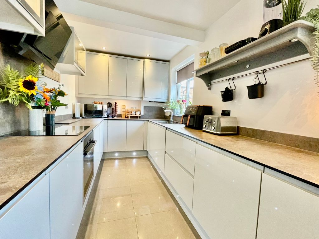 Property photo 2 of 26 Img_4049
