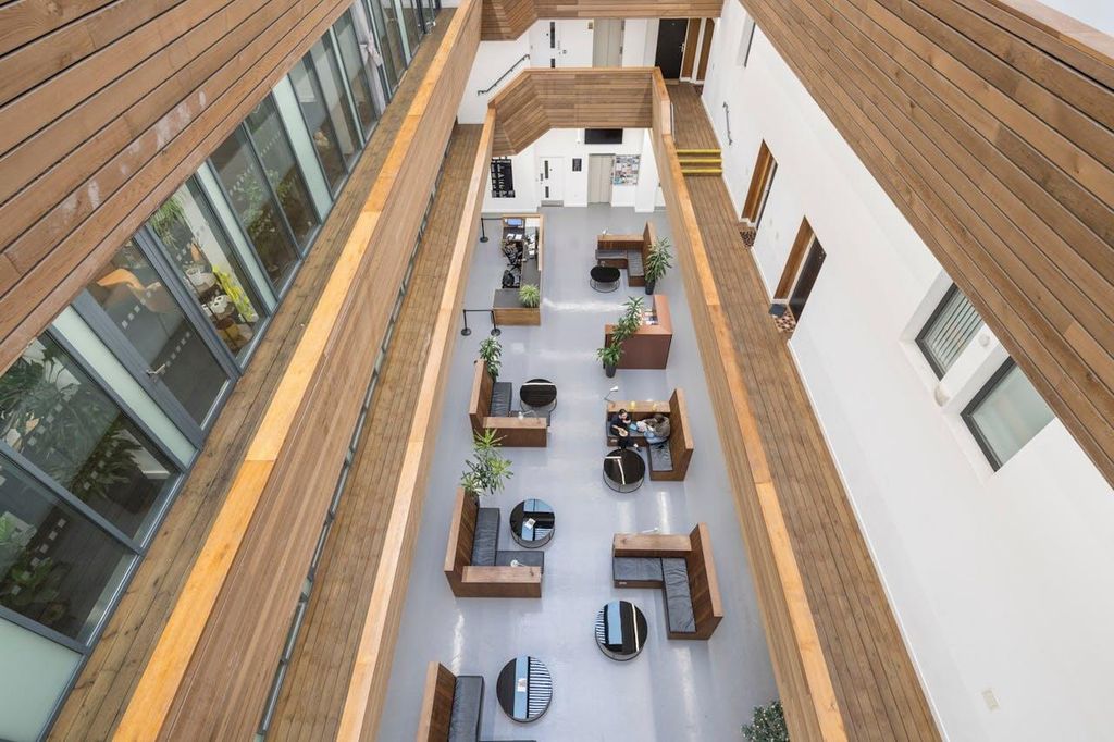 Property photo 2 of 6 Exterior