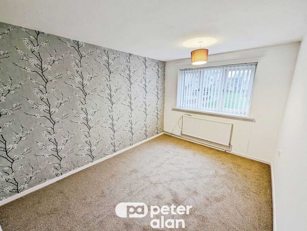 Property photo 2 of 11 Image