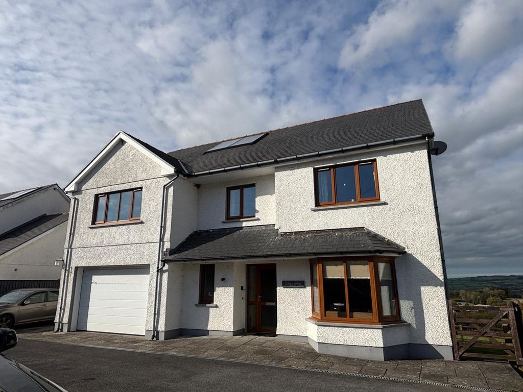 Property photo 1 of 36