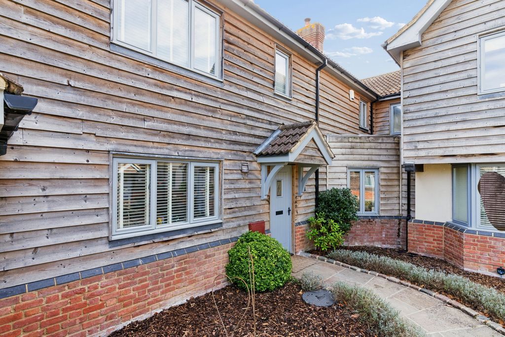 Property photo 2 of 36