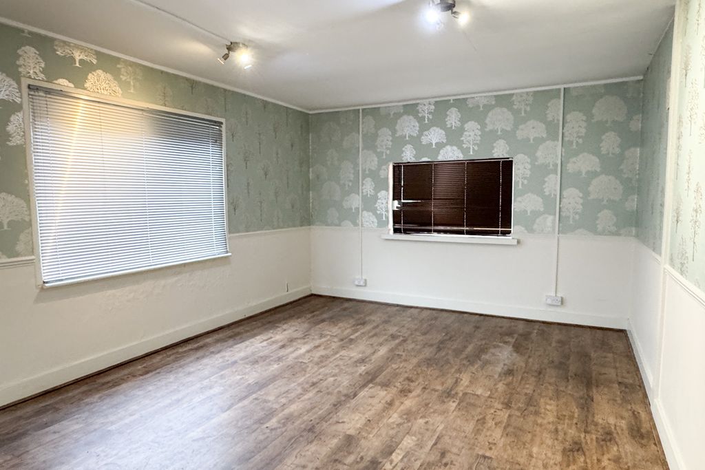 Property photo 3 of 20 2.Jpg