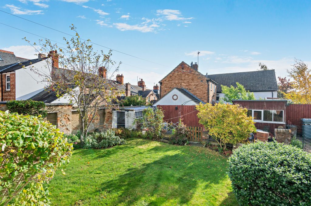 Property photo 3 of 16