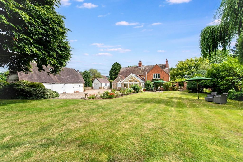 Property photo 2 of 50