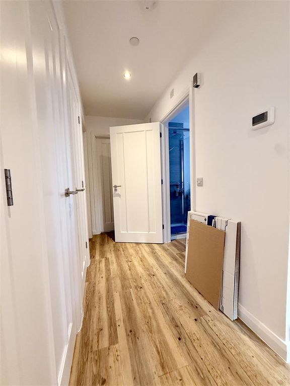 Property photo 3 of 9 Photo 10-12-2025, 11 35 54.Jpg