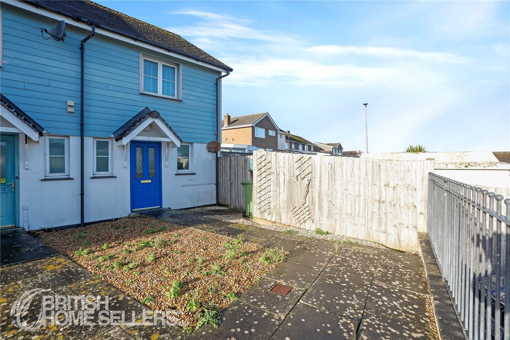 Property photo 2 of 15 Picture No. 11