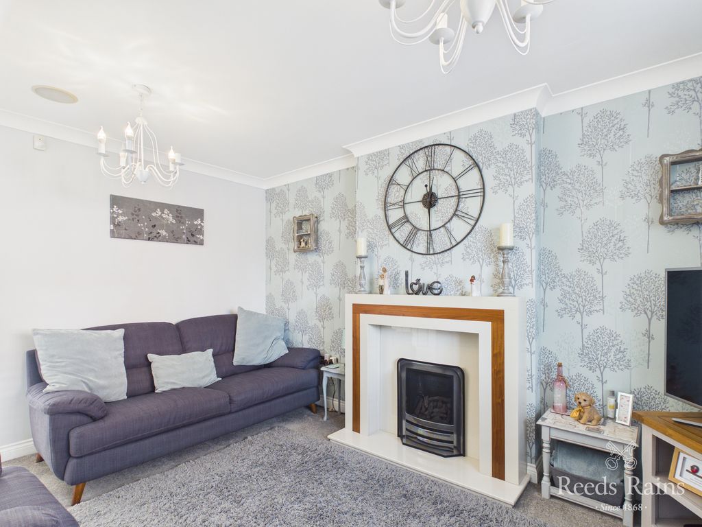 Property photo 3 of 22