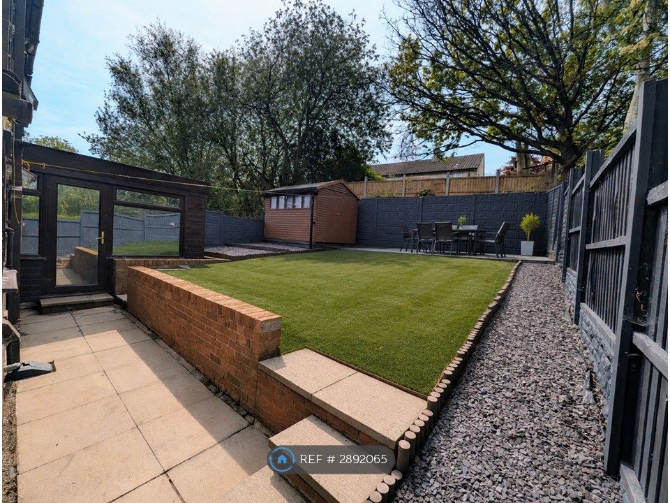 Property photo 2 of 16
