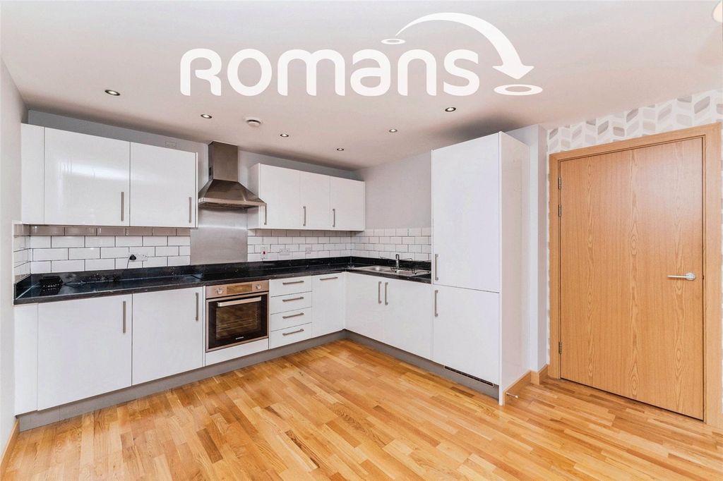 Property photo 2 of 10 Picture No. 02