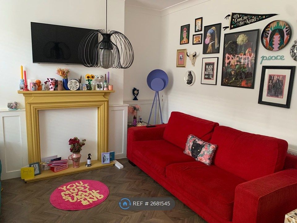 Property photo 3 of 8 Living Room