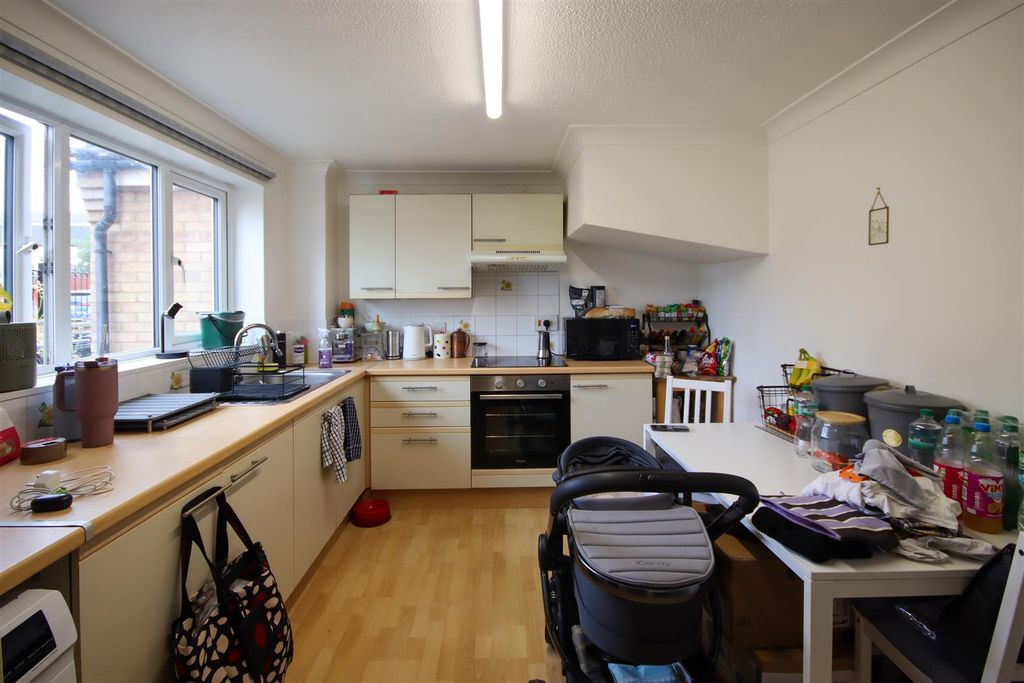 Property photo 2 of 8 Img_8435.Jpg