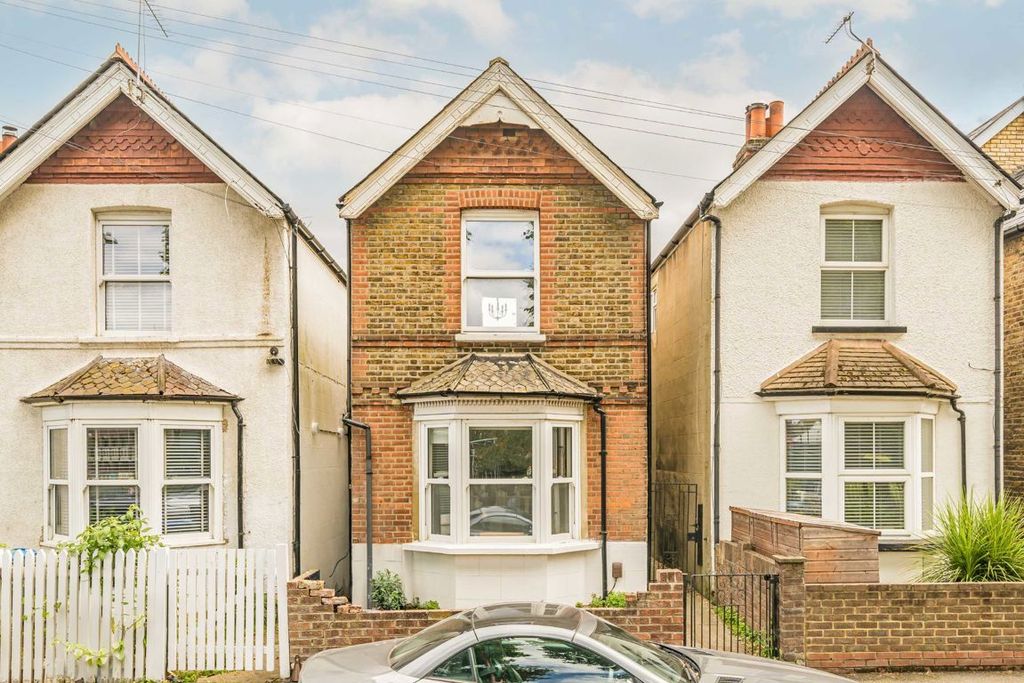 Property photo 1 of 7