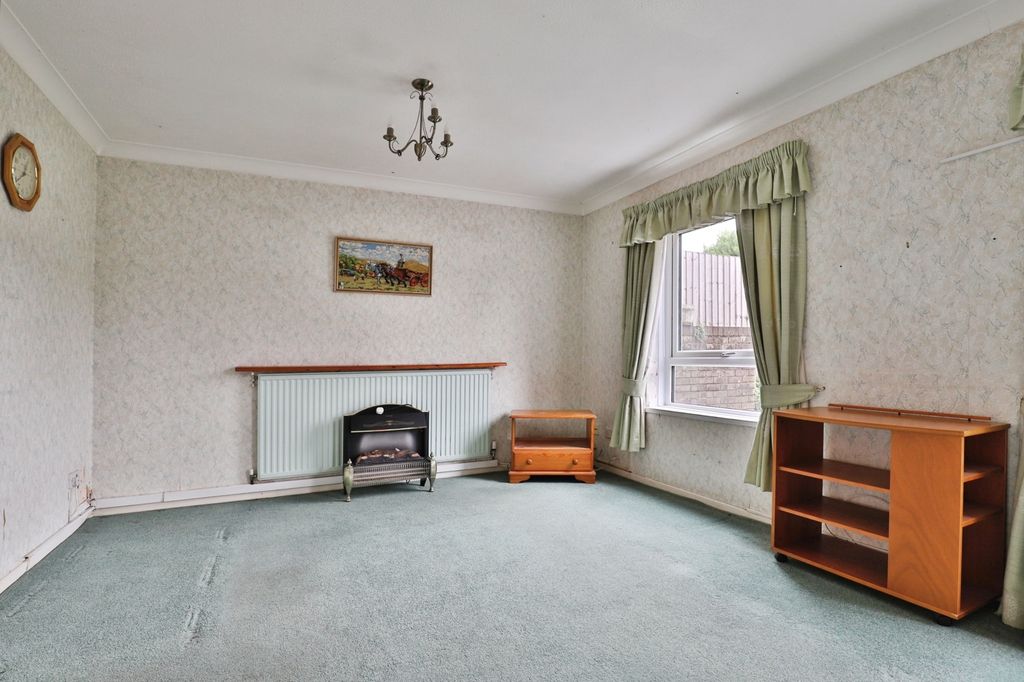 Property photo 3 of 15 Pbox-Img.Jpg