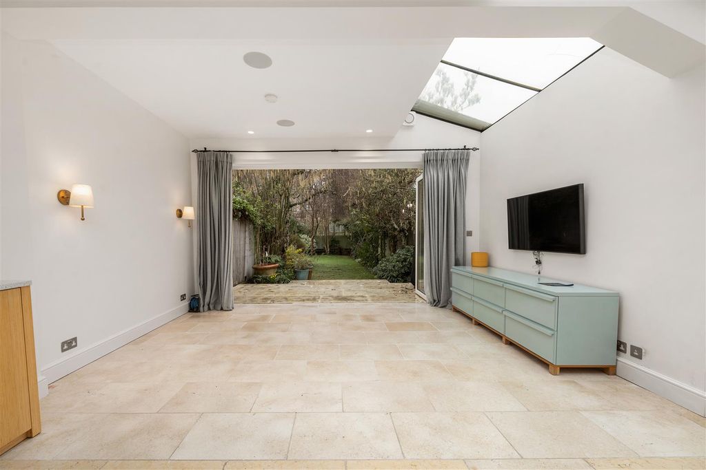 Property photo 3 of 19 18157417 (18).Jpg