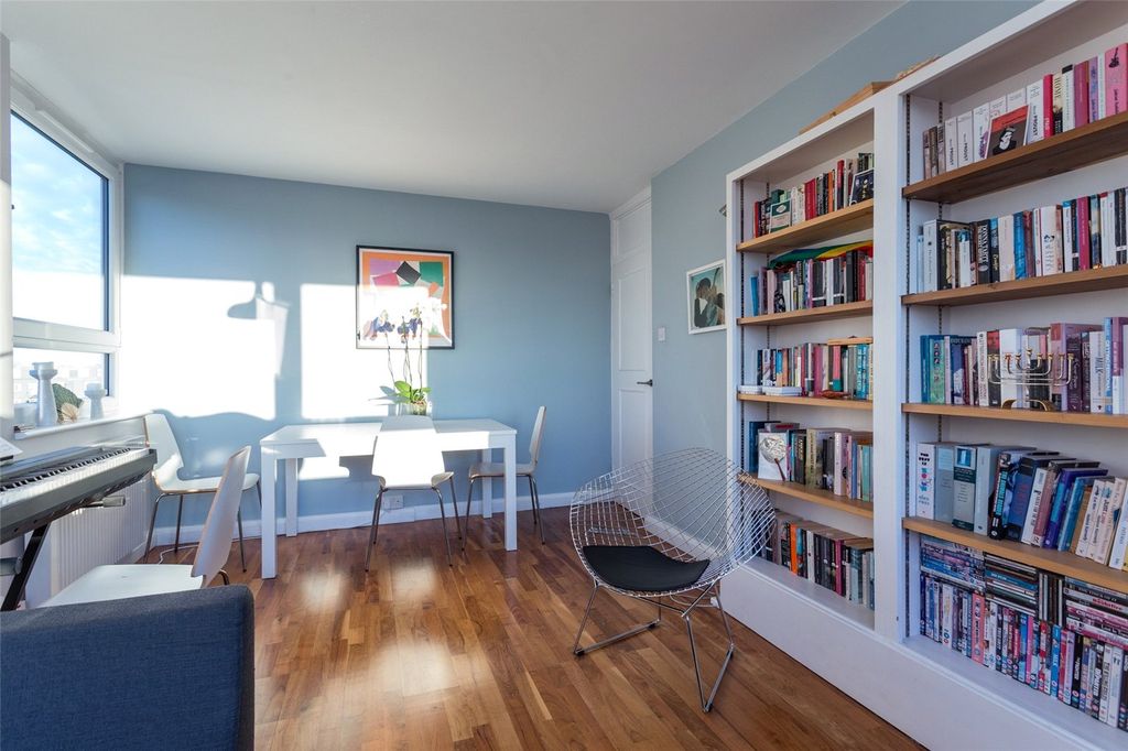 Property photo 3 of 11 Imported Image