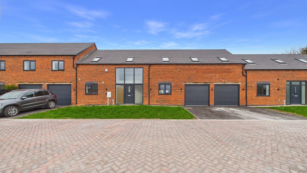 Property photo 1 of 32 4133401