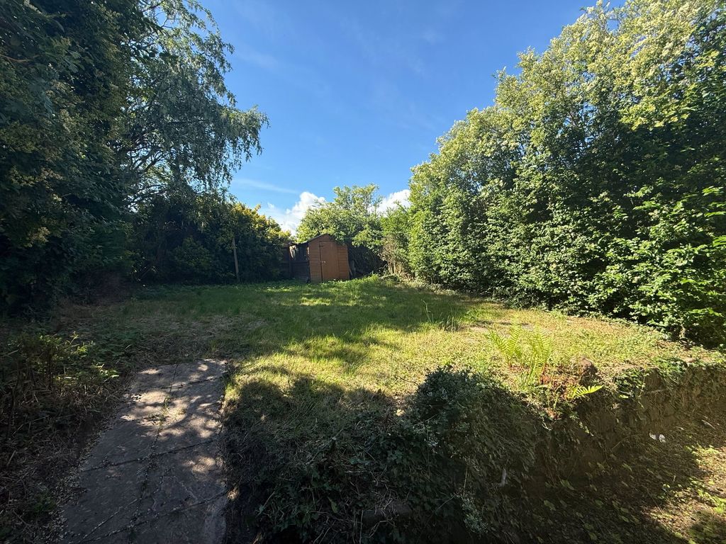 Property photo 2 of 13