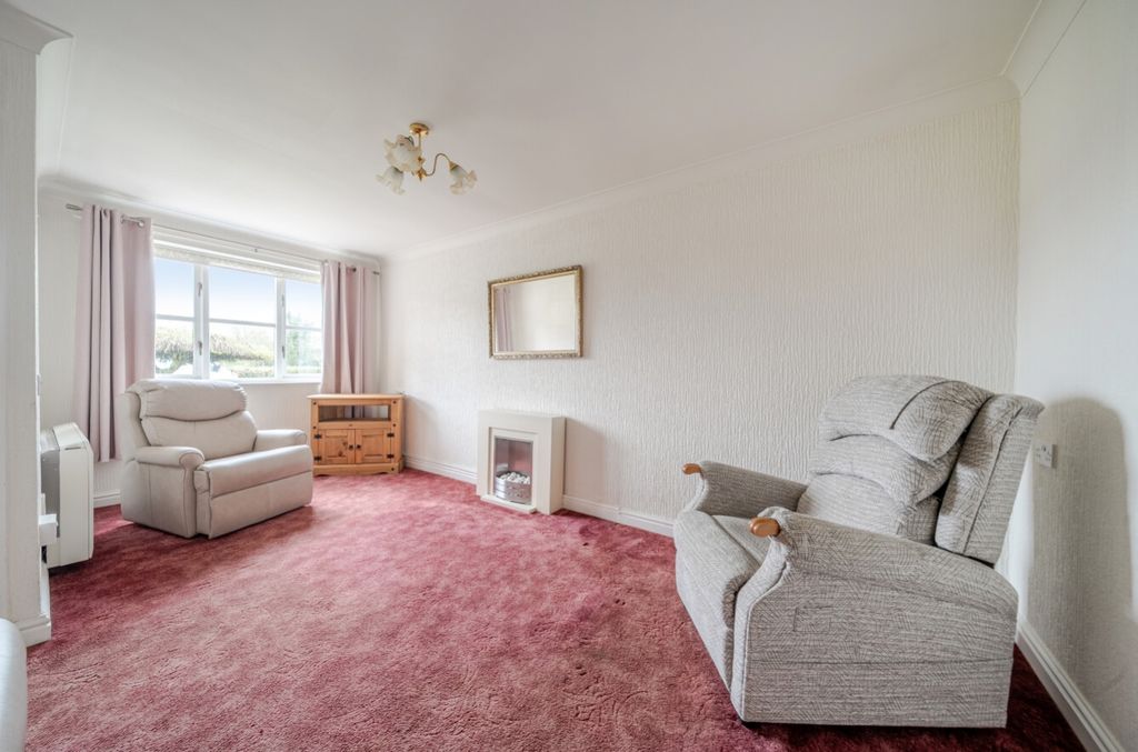 Property photo 2 of 10 1437113-5-69cd0d2Fb37B0