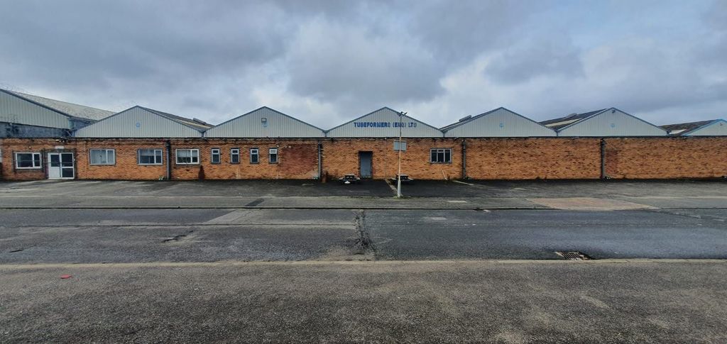 Property photo 3 of 8