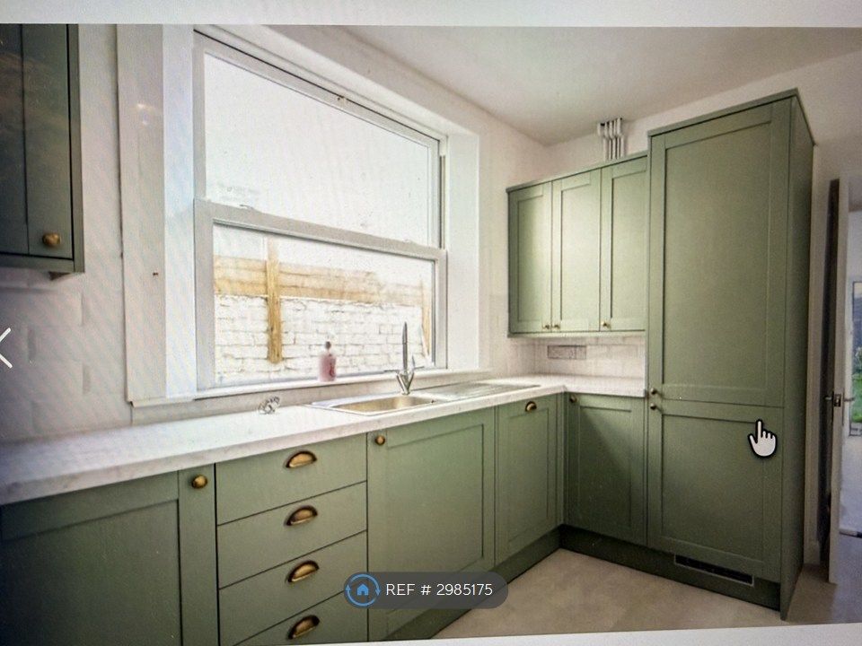 Property photo 1 of 3
