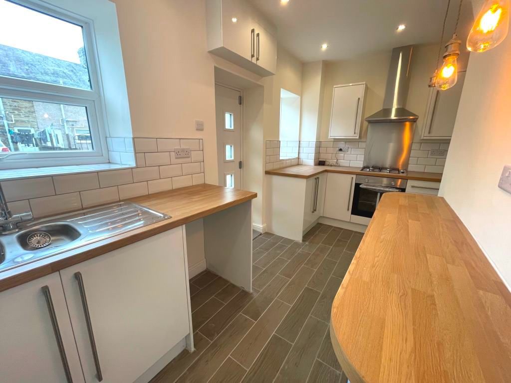 Property photo 2 of 9 Photograph 2