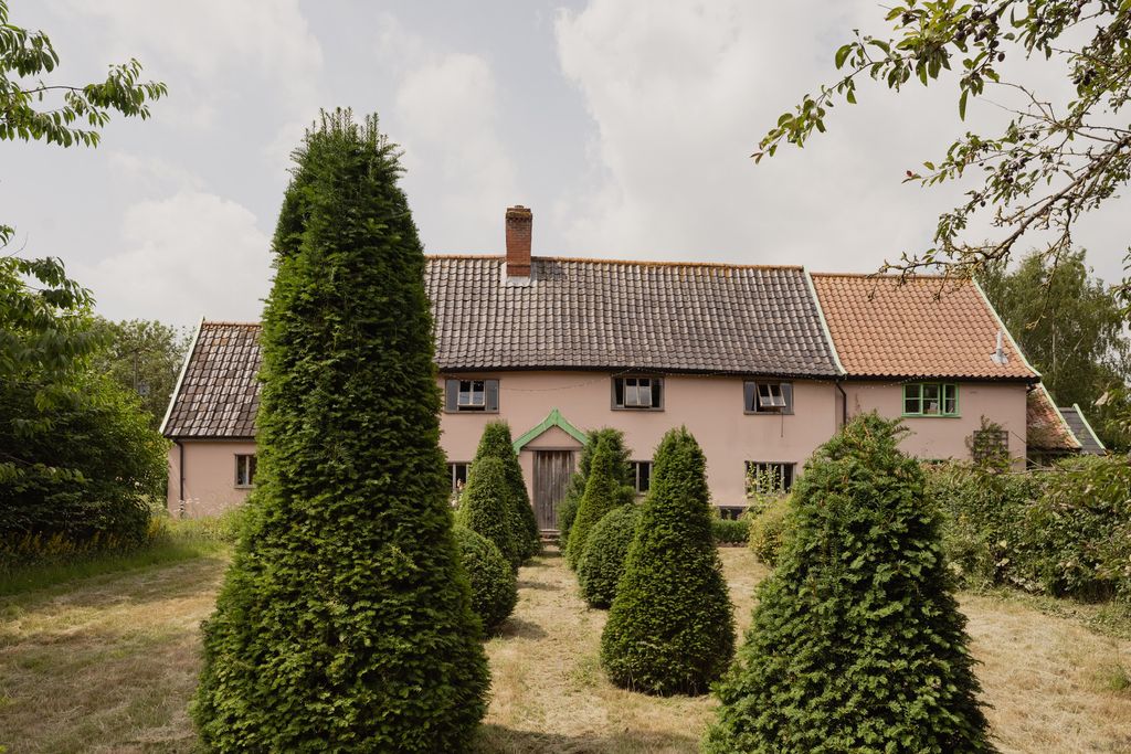 Property photo 2 of 46 294227 - Barton Grange, Worlingworth-43.Jpg