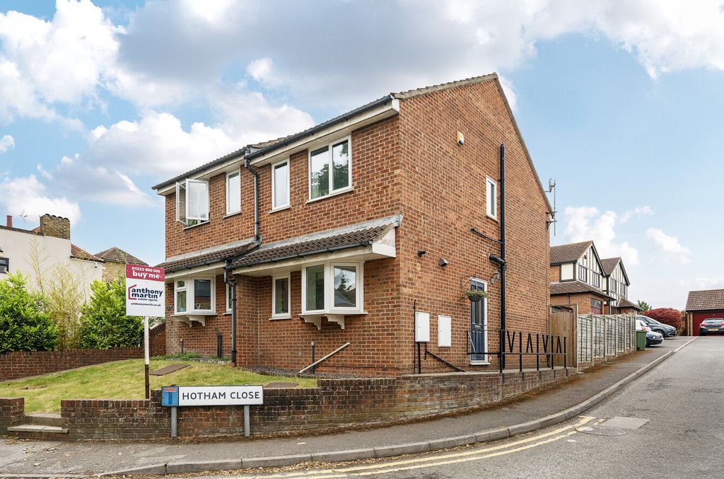 Property photo 1 of 26 1297824-1-6836E3F...
