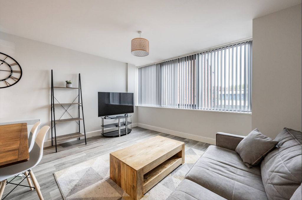 Property photo 2 of 7 Image