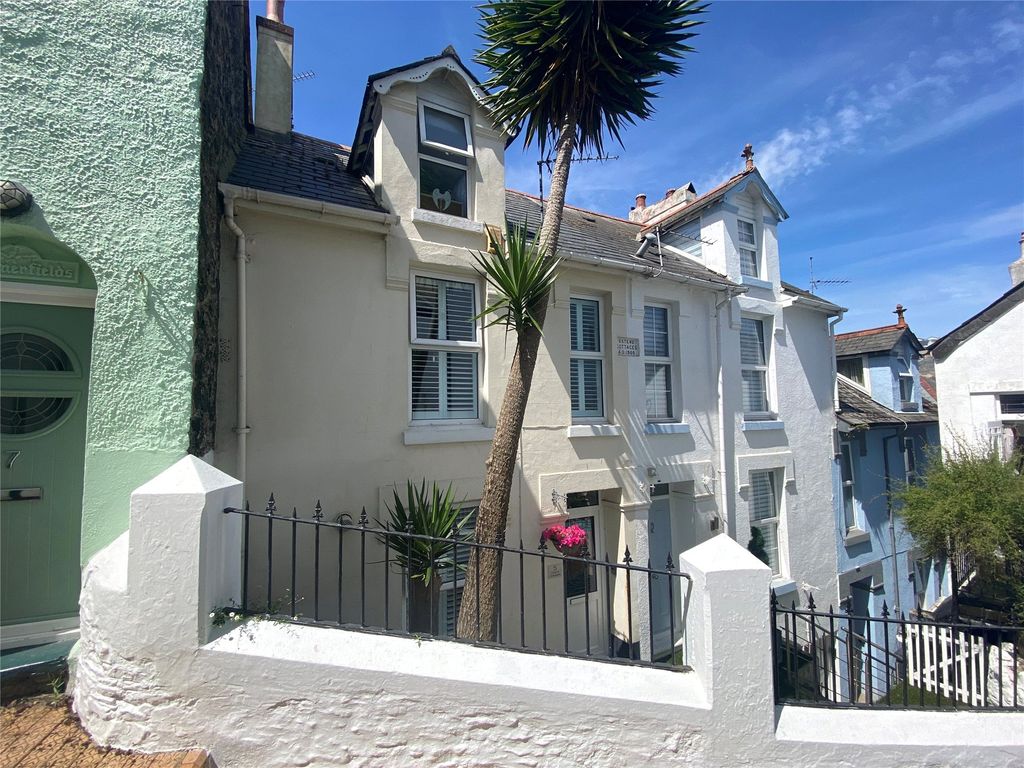 Property photo 1 of 28 Picture No. 05