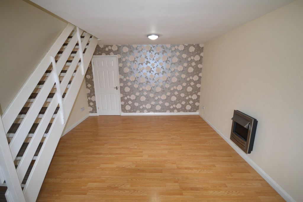 Property photo 3 of 10 Picture No. 37