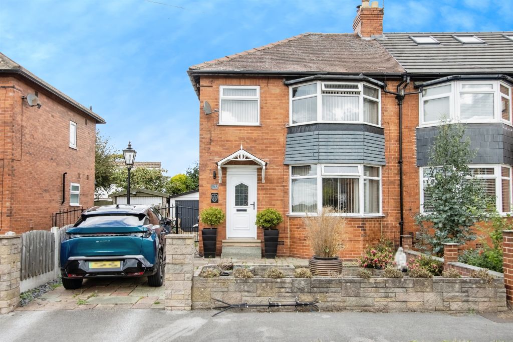 Property photo 1 of 11
