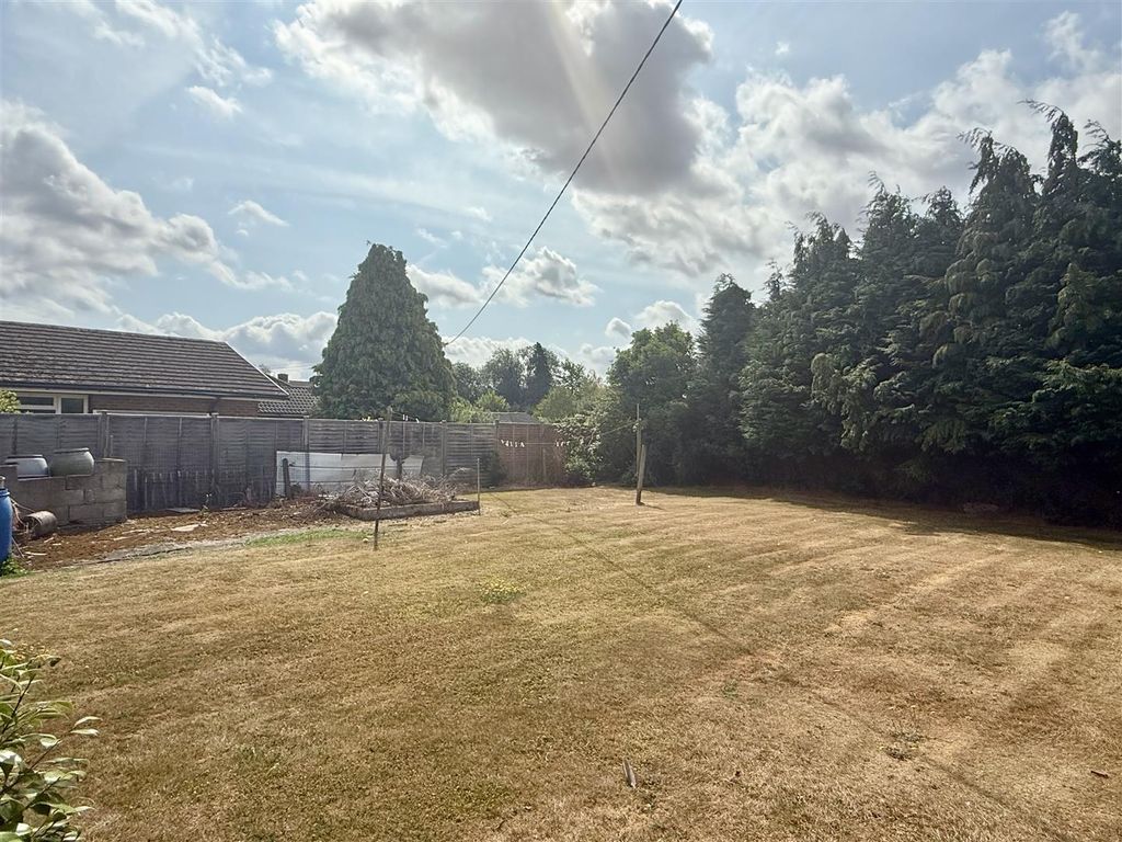 Property photo 2 of 15