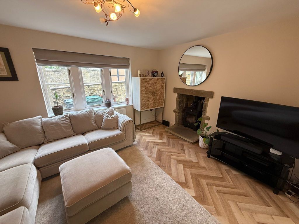 Property photo 3 of 23