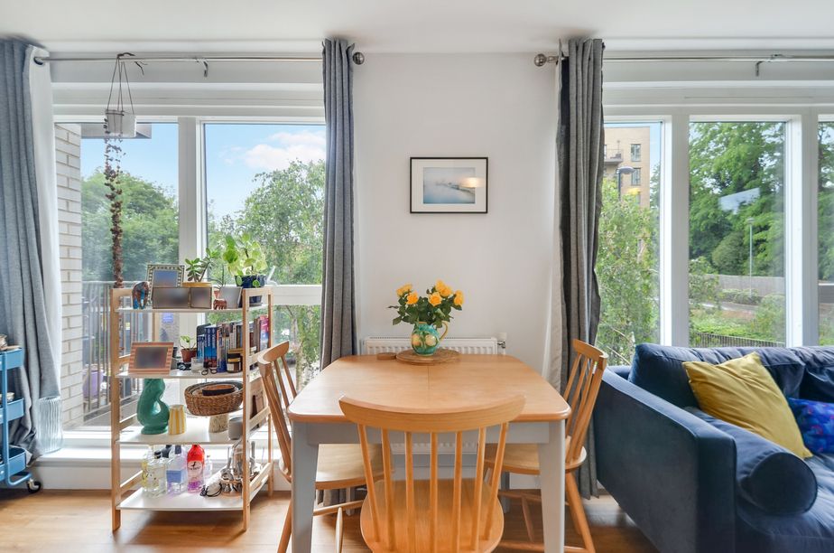 Property photo 3 of 23 Dining Area_Pic_ (3).Jpg
