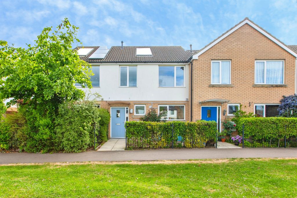 Property photo 1 of 18