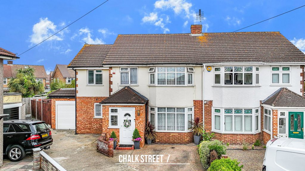 Property photo 1 of 36