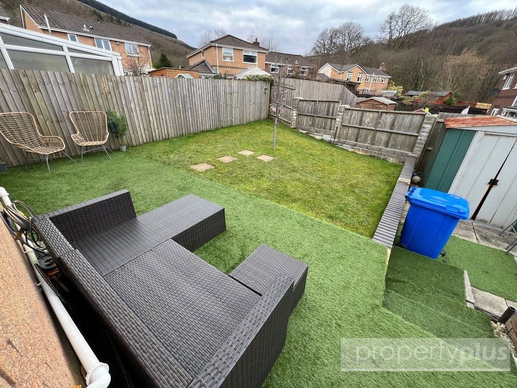 Property photo 2 of 17 Picture No. 06