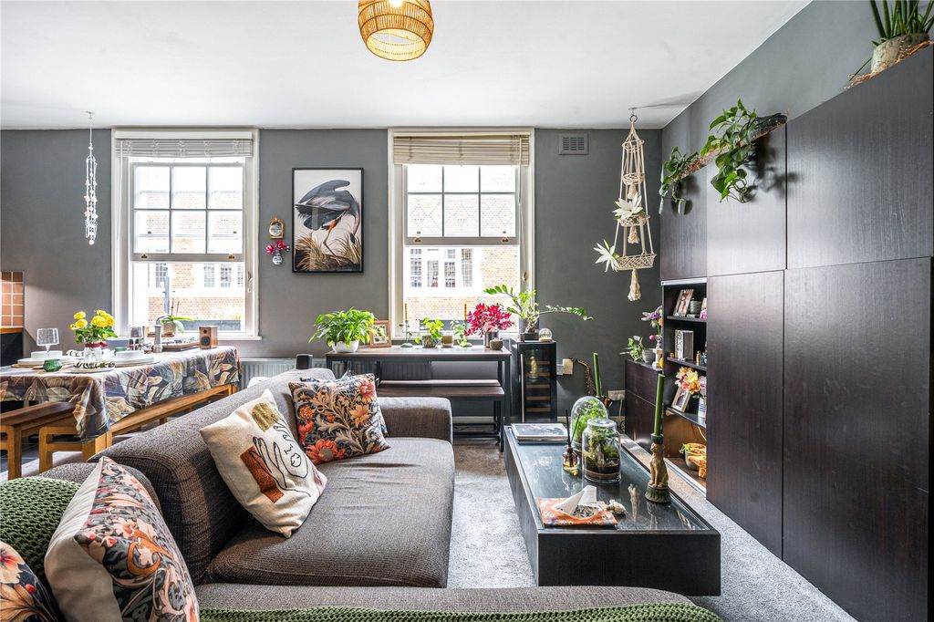 Property photo 1 of 9 Picture No. 17