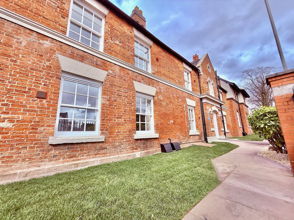 Additional image 17 of 2 bed flat for saleVicar Street, Sedgley, Dudley DY3