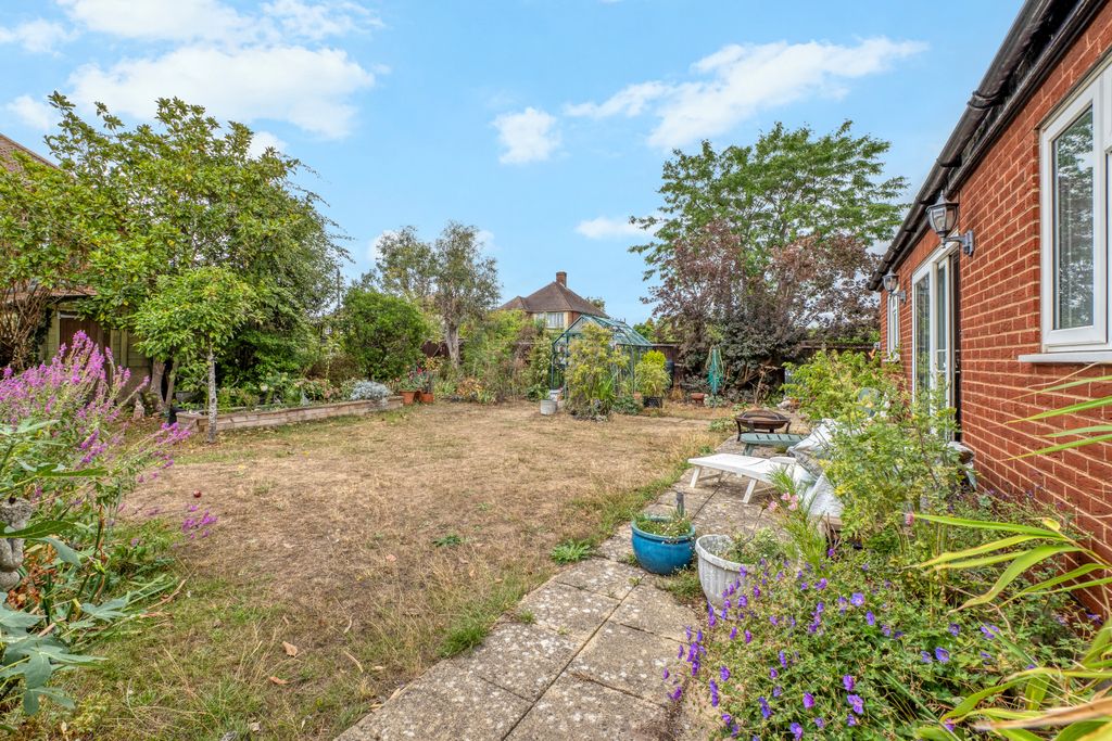 Property photo 3 of 33 Picture No. 31