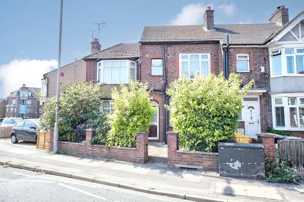 Property photo 1 of 20 5392500