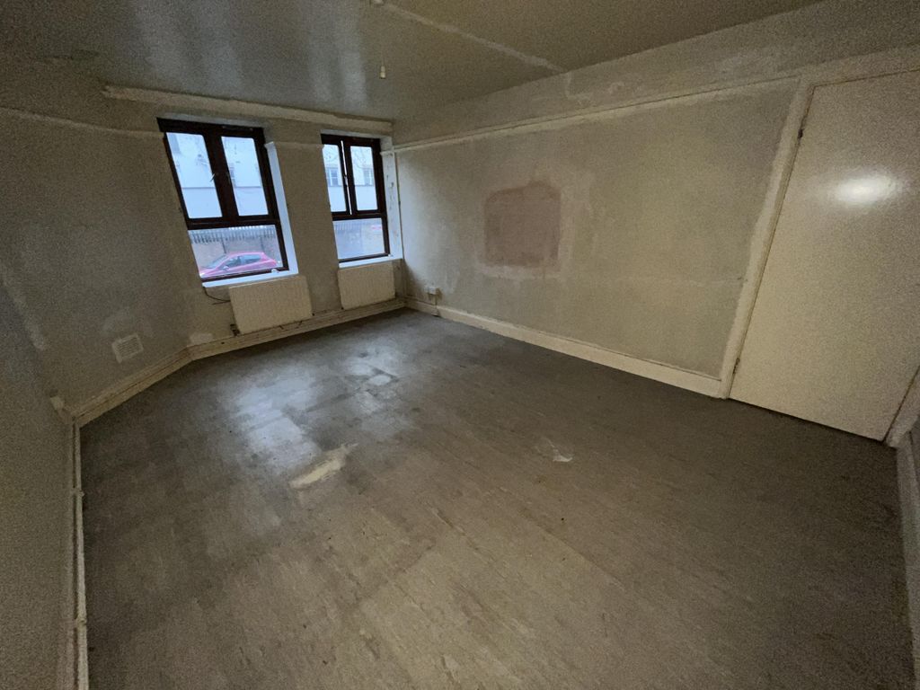 Property photo 3 of 8 Img_0423.Jpg