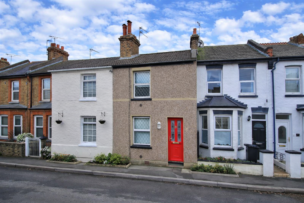 Property photo 1 of 12