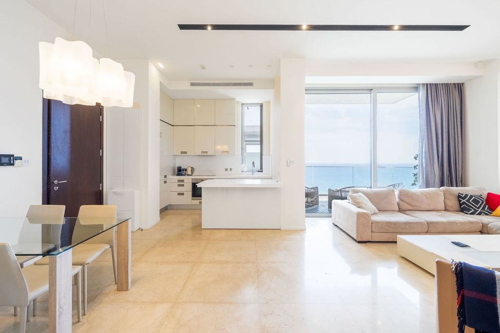 Property photo 3 of 30