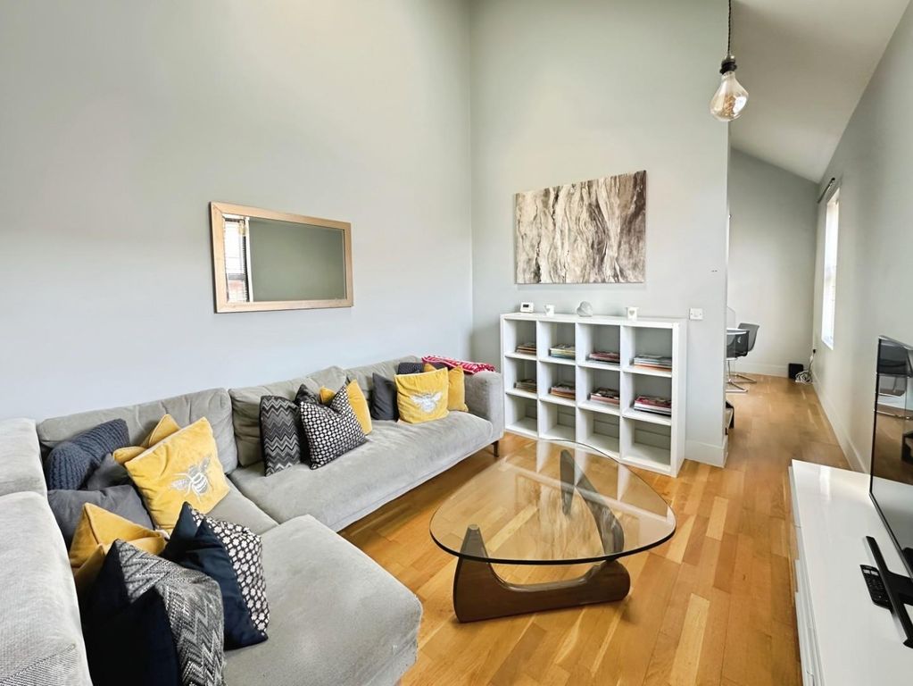 Property photo 2 of 14 Eedd9702-Whatsapp 20Image 202025-05-30 20At 2009.3