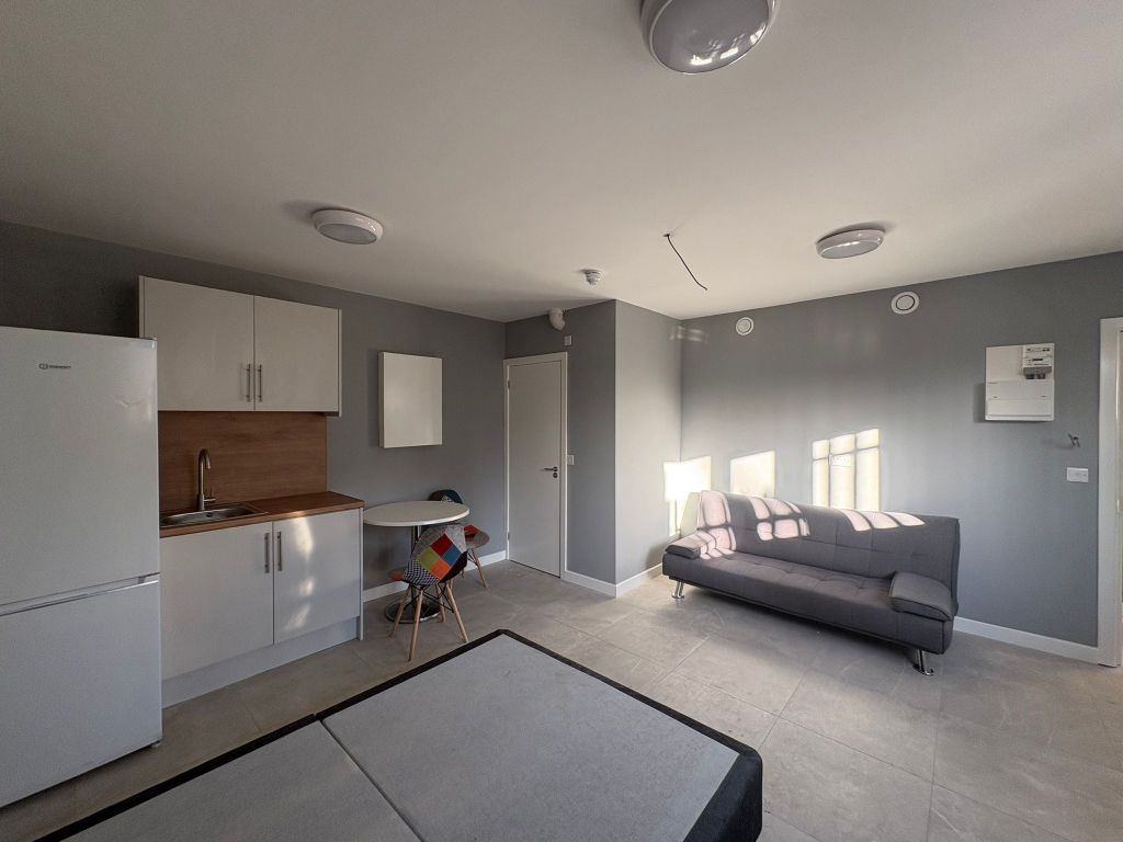 Property photo 2 of 7