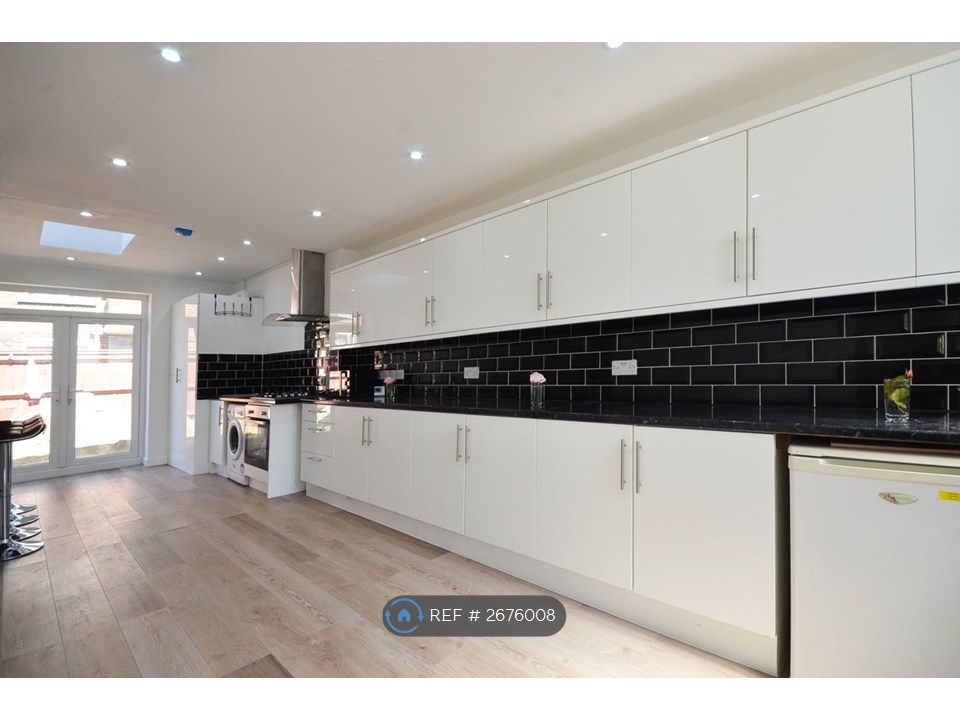 Property photo 2 of 11 Open-Plan Kitchen